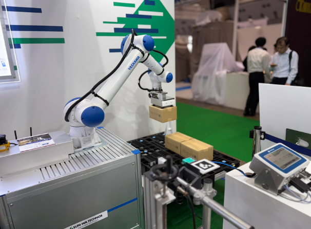 段ボール用IJP×ロボット