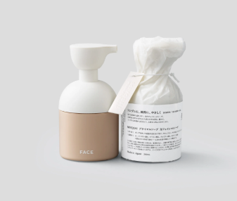 グラシン紙と紙帯で包装